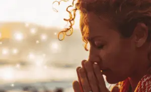 Unlocking Inner Wisdom and Living Intuitively | The Vital Spirit | Laura Rowe | Empath Mentor
